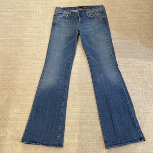 Arden B. Flare jeans. Size 6